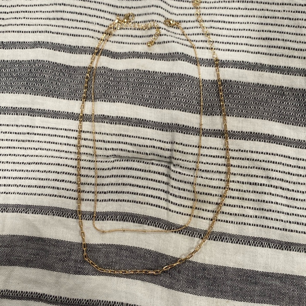 Simply gold necklace
